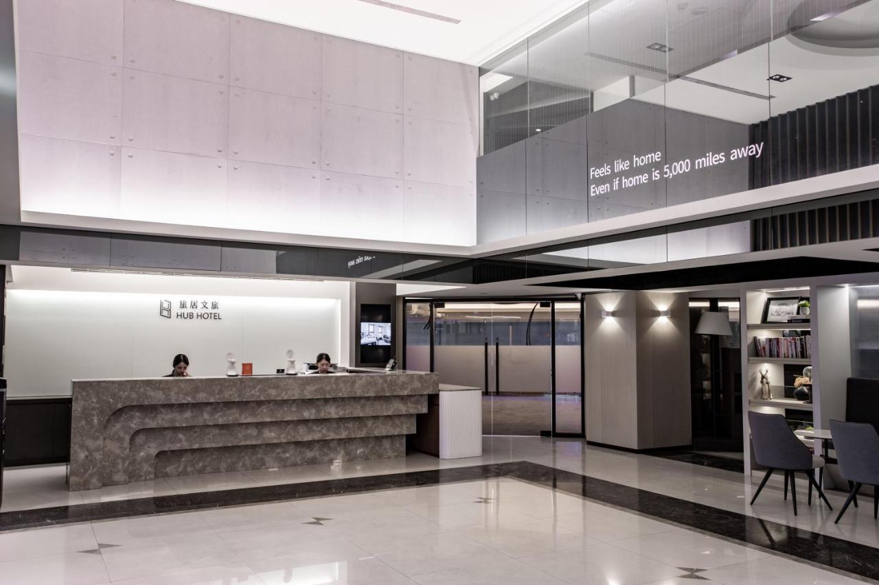 Hub Hotel - Songshan Airport Branch Taipé Exterior foto