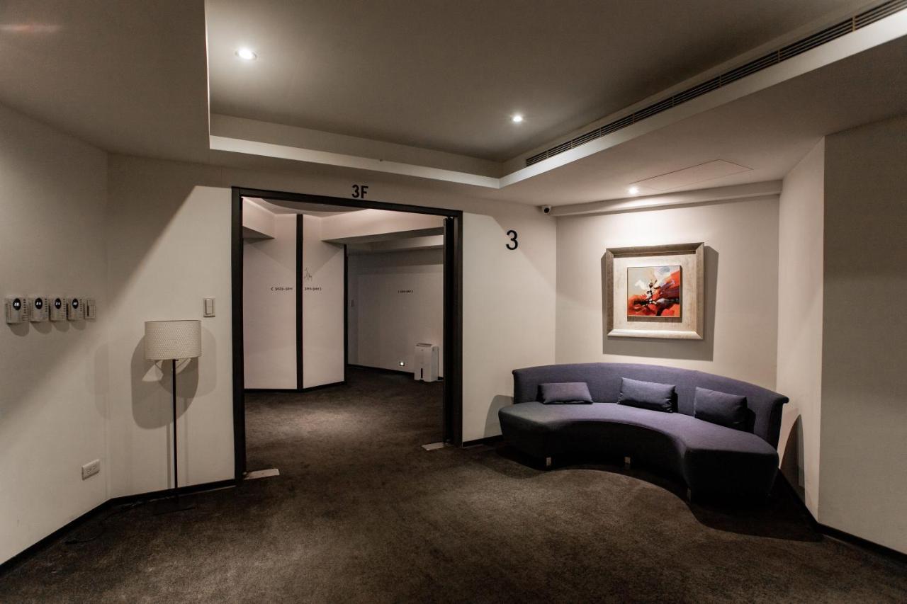 Hub Hotel - Songshan Airport Branch Taipé Exterior foto